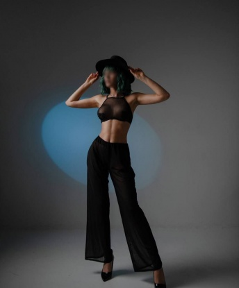 Проститутка Алия